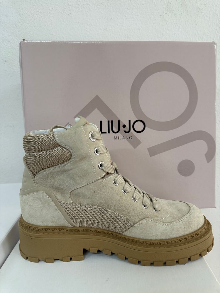Liu Jo Beige Suede Ankle Boots