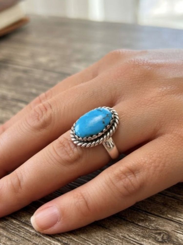 Silver Ring With Blue Stone imagen 3