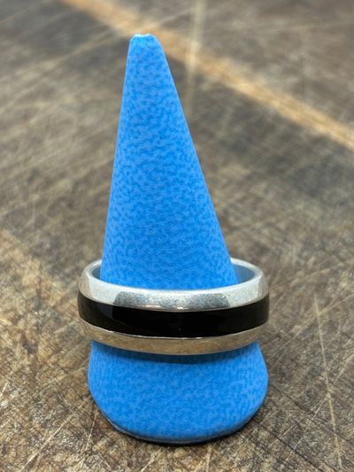 Solid silver and Onyx ring