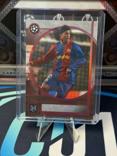 Ronaldinho /75 Topps Museum 25/26