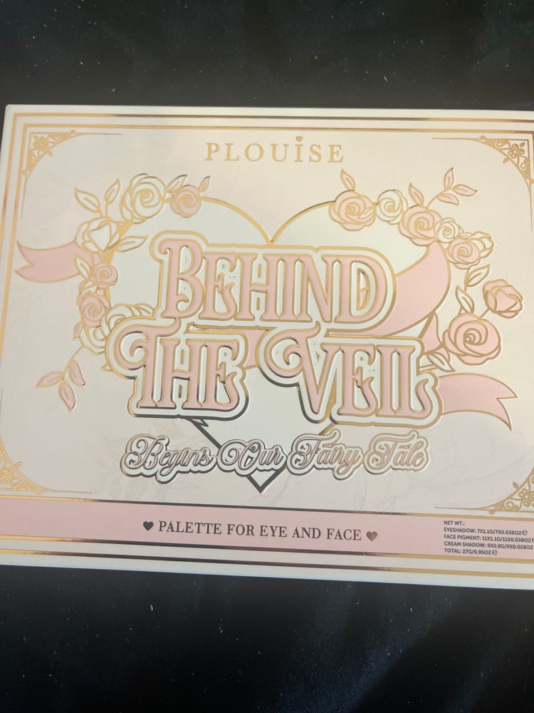 Plouise Behind The Veil Palette