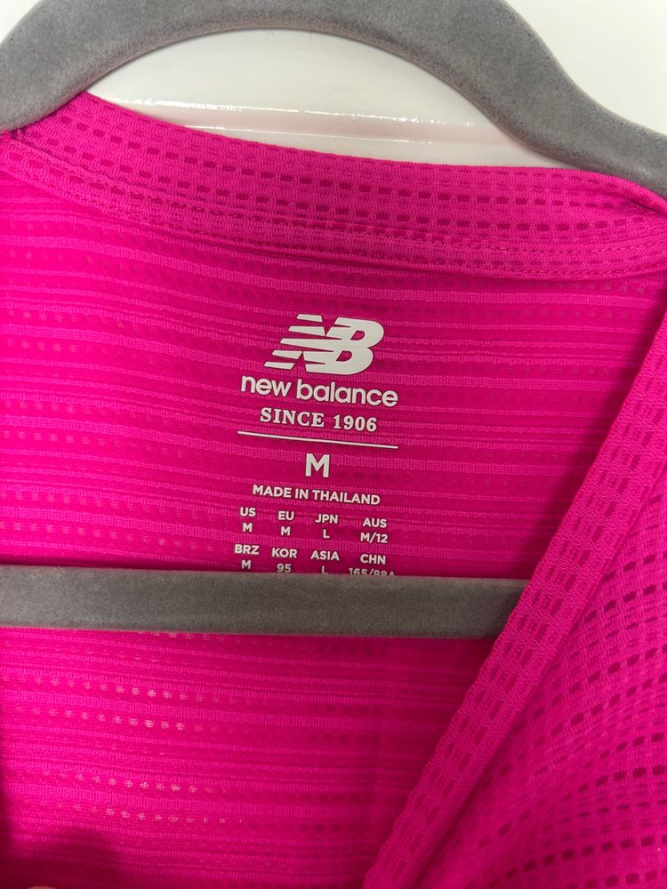 New Balance pink short sleeve shirt obraz 2