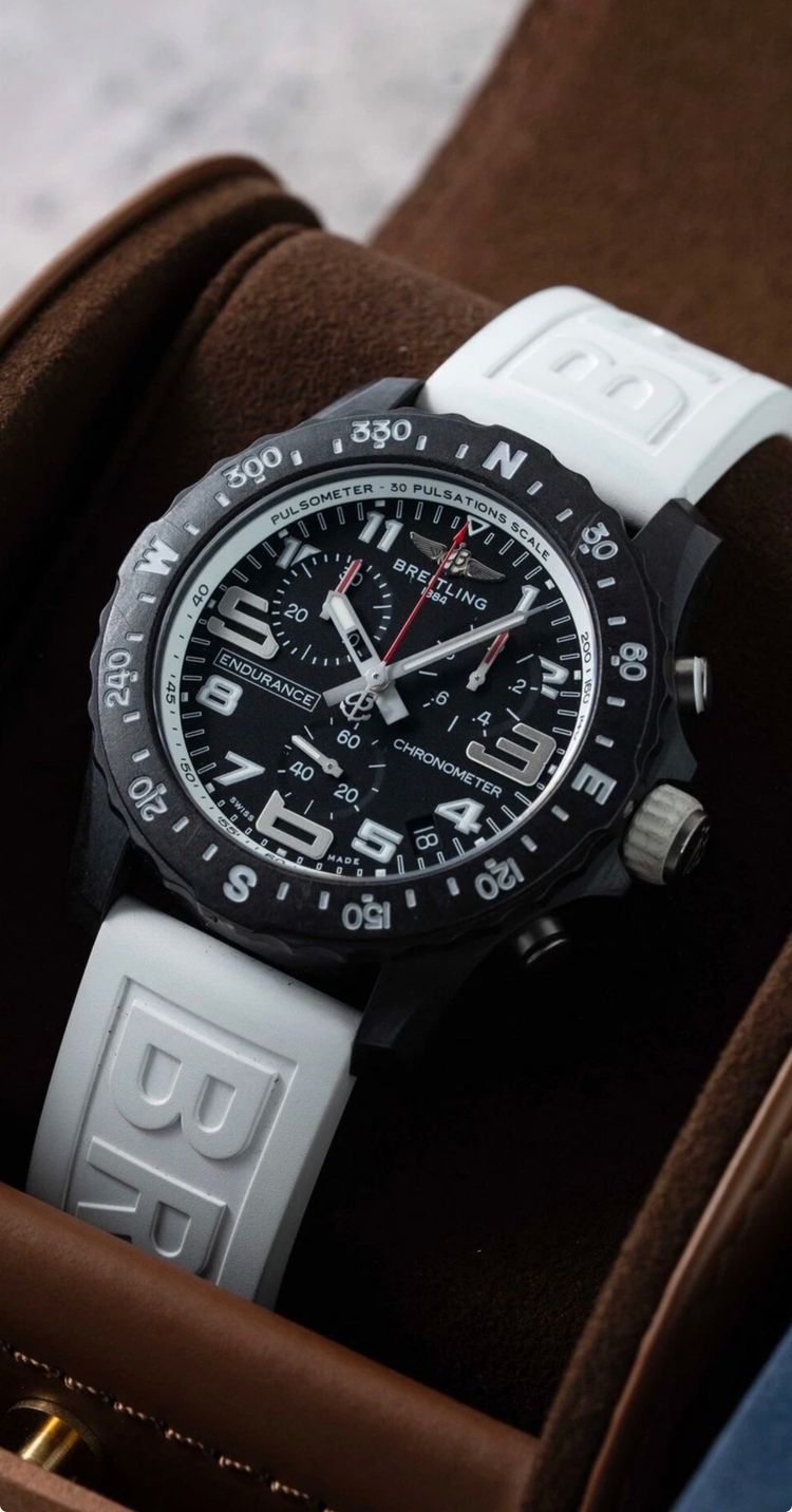 Breitling Endurance - 2021 - 44mm - Black - X82310 - Web £1,950