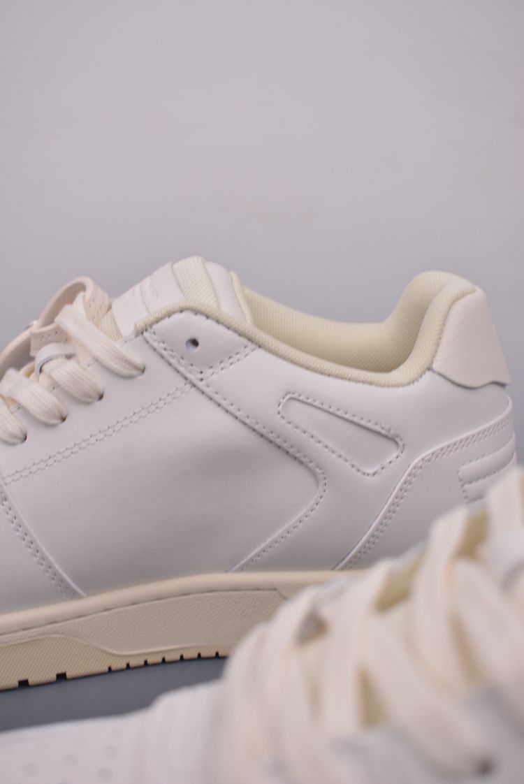 Off-White White Sneakers With Black Arrow Logo image 5