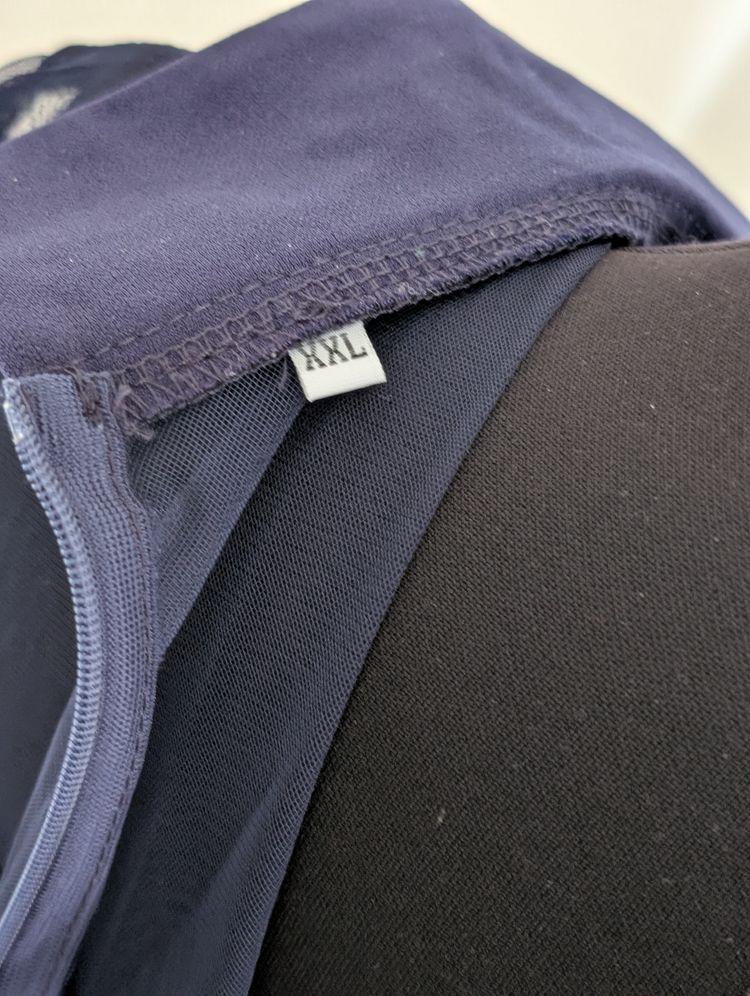 Immagine di Navy Blue Dress With Mesh Sleeves And Collar 6