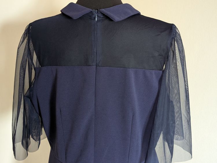 Immagine di Navy Blue Dress With Mesh Sleeves And Collar 4