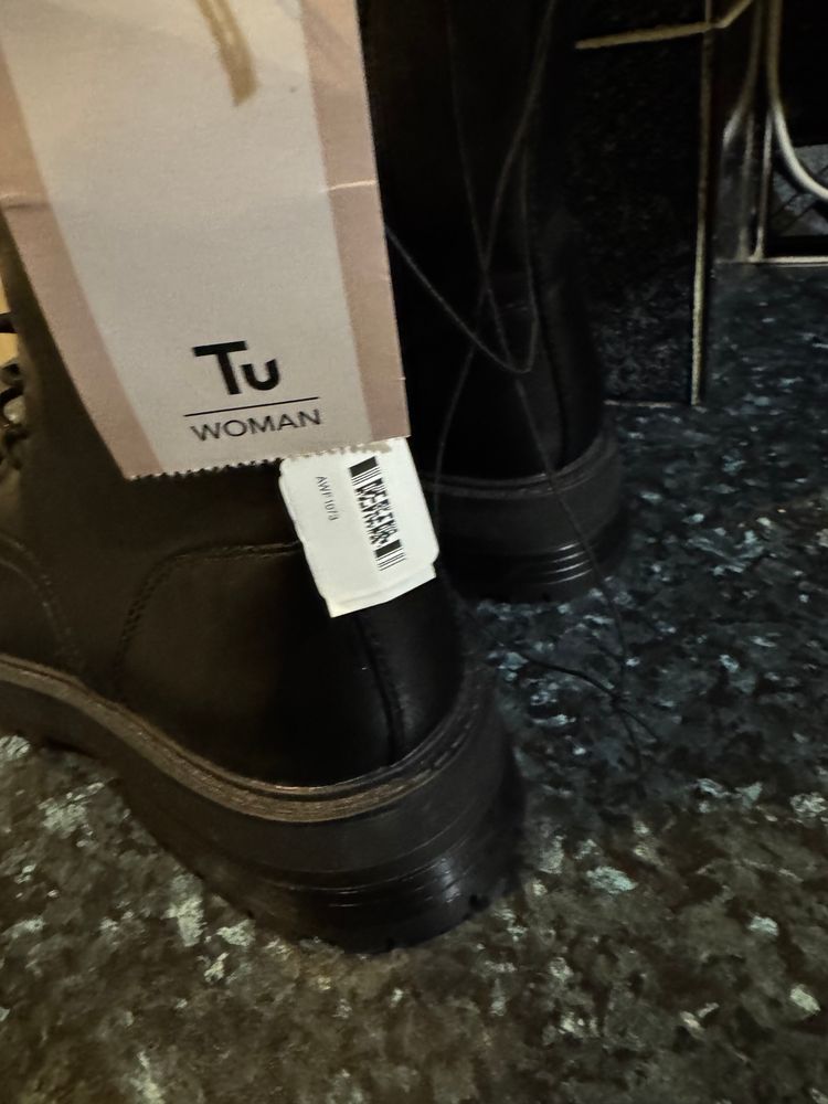 black lace-up boots 4