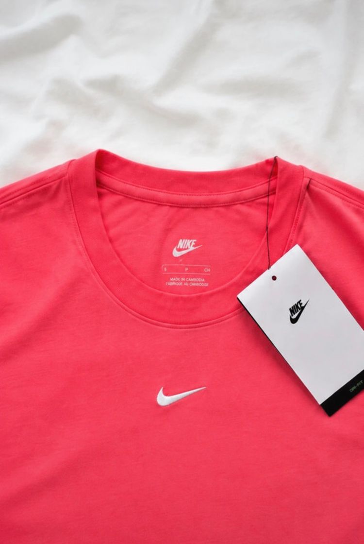 Nike Pink Cropped T-Shirt obraz 2