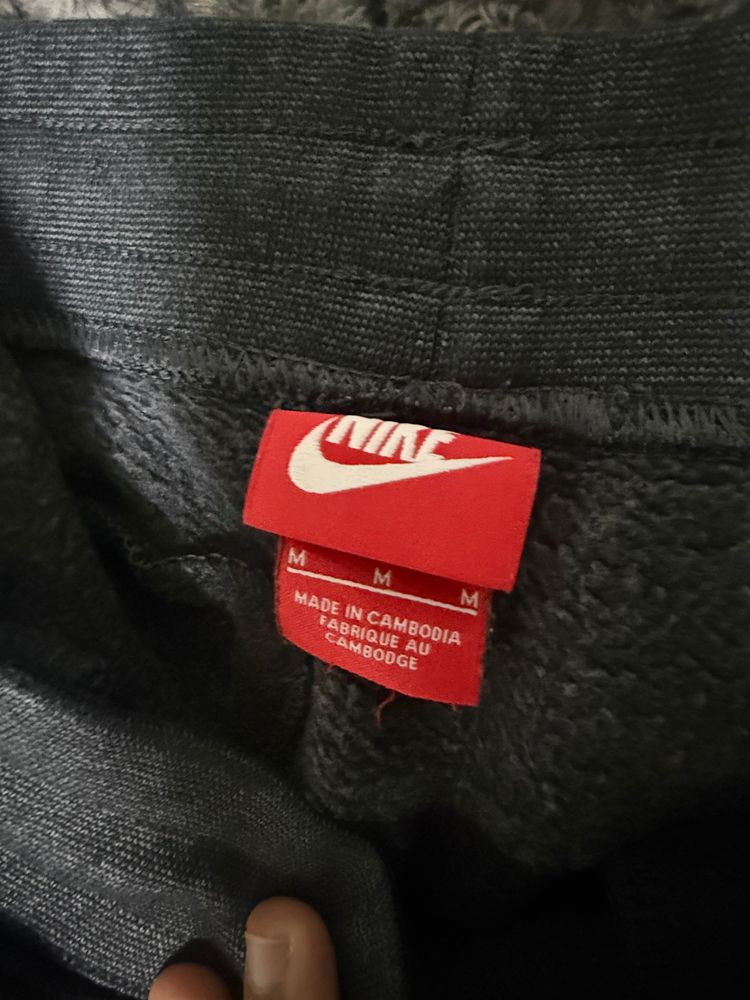 Nike Black Hoodie And Sweatpants Set image 3