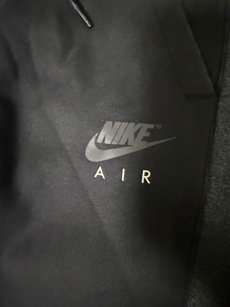 Nike Black Hoodie And Sweatpants Set image 2