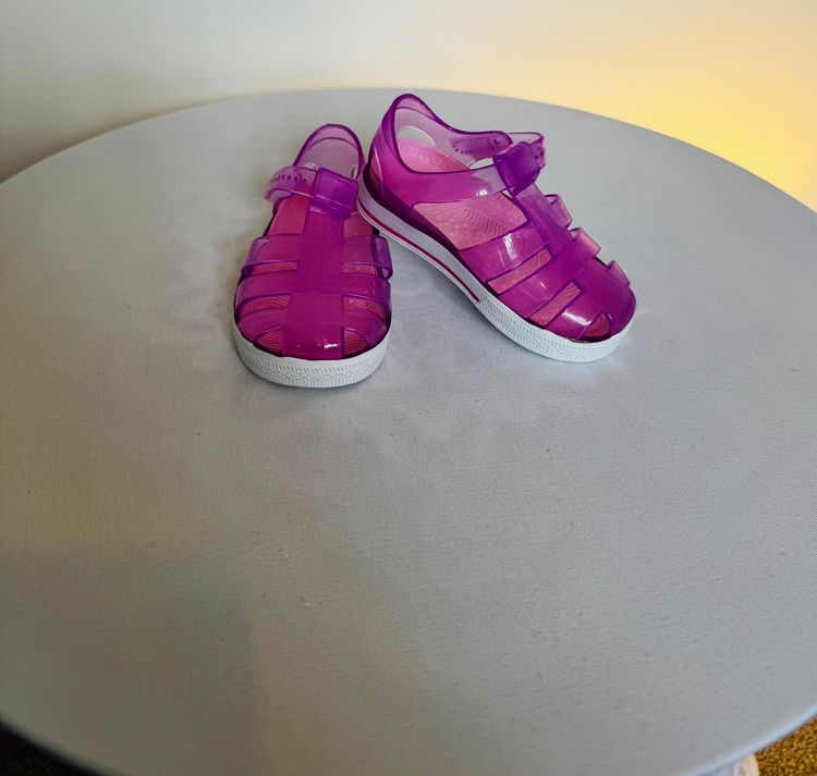Jelly Sandals image 3