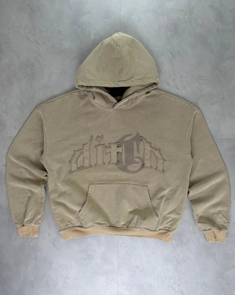 Corvidae X Ditch Patch Pullover sand
