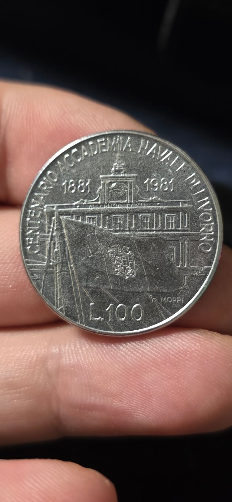 6).  Italian 100 Lire Coin