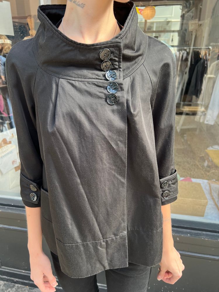 Black pea coat obraz 2