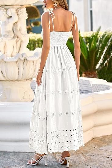White Eyelet Maxi Dress obraz 4