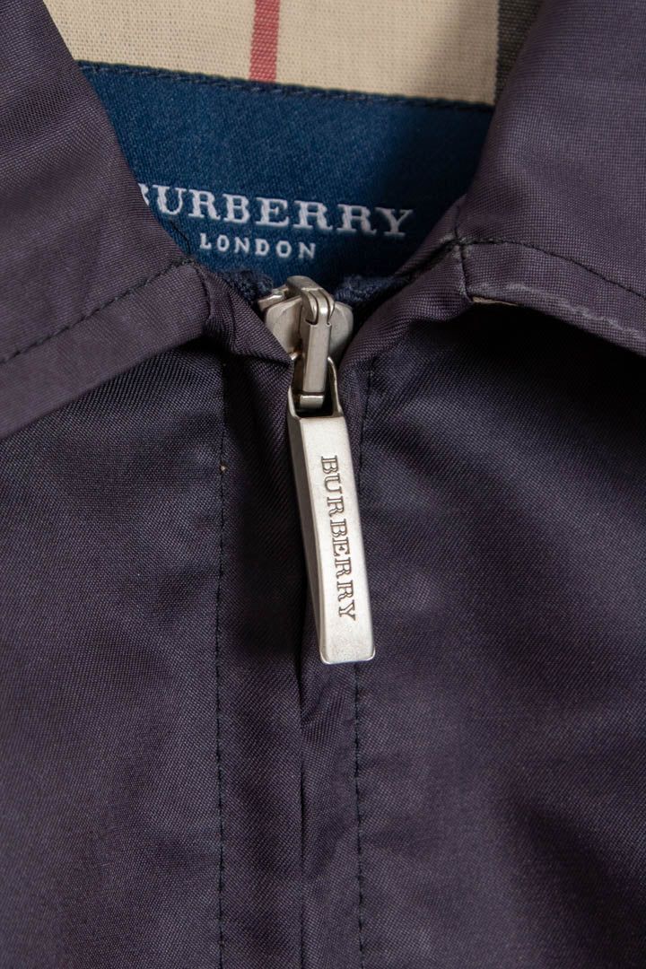 Women's Burberry Windbreaker Jacket (M) image 2