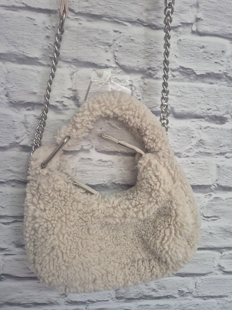 Primark Primark Beige Faux Shearling Handbag With Chain Strap product image