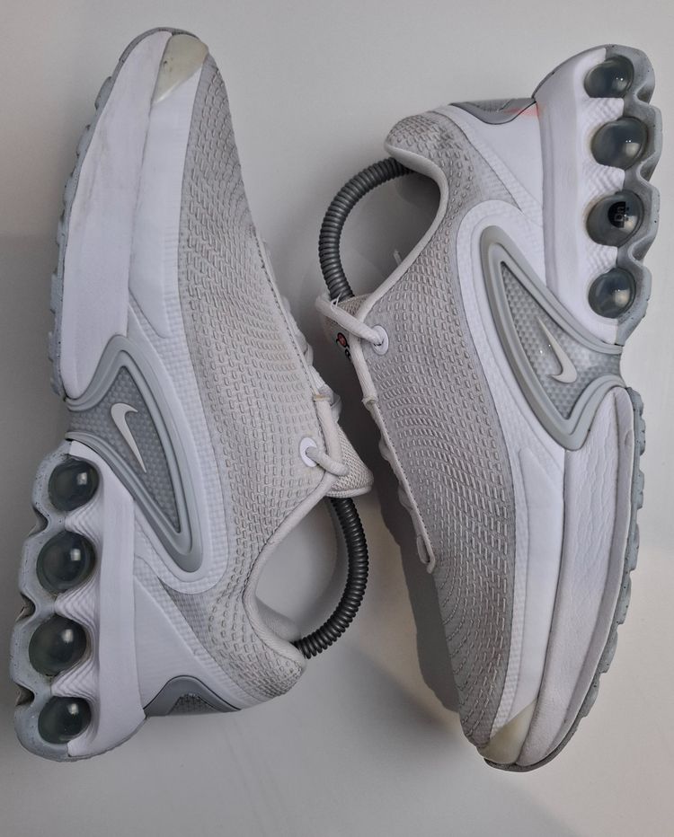 Nike air mad dn white/grey uk 6 (no box + pen mark