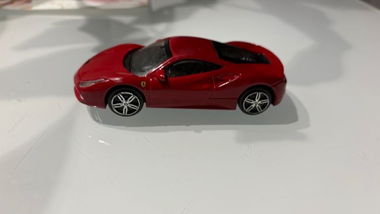 Immagine di Red Toy Car 2