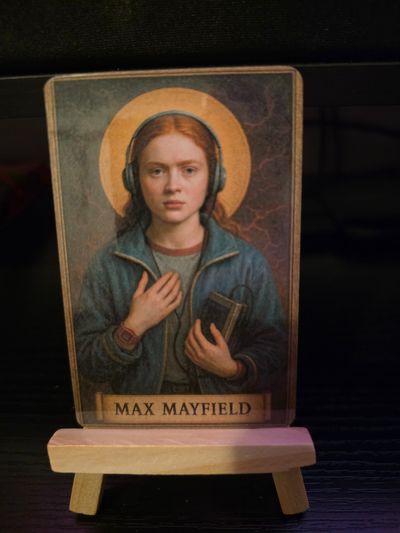 Max Mayfield Collectible Card
