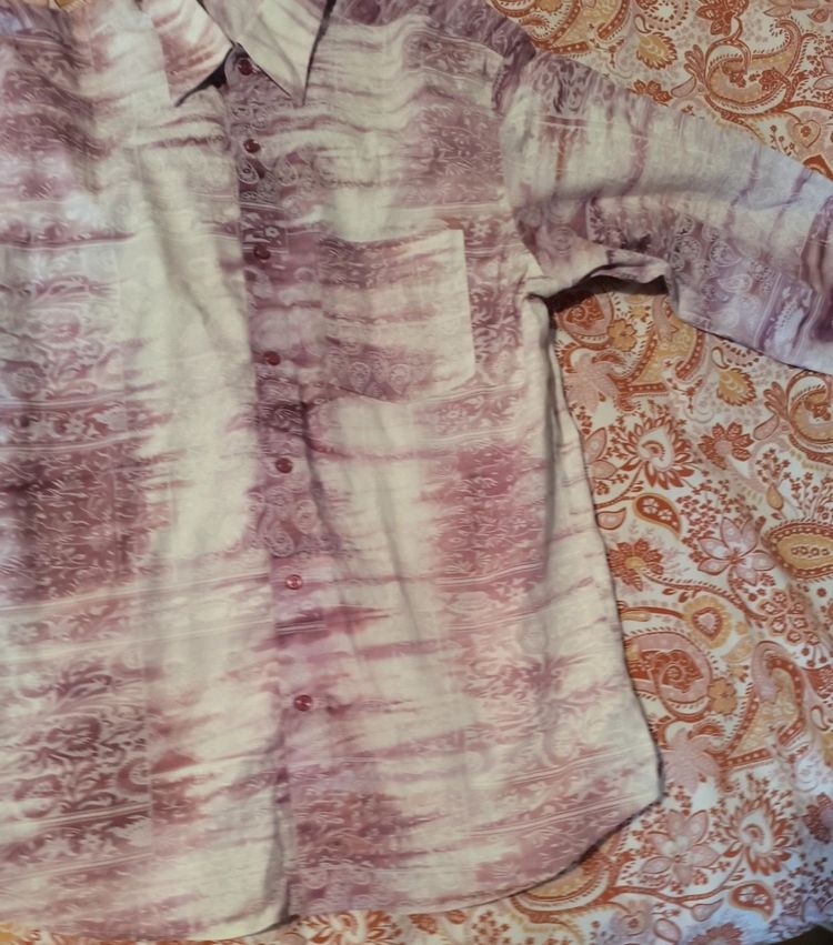 Pink And White Patterned Button-Up Shirt obraz 6