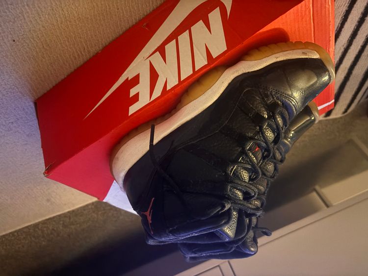 Air Jordan 11 Sneakers image 2