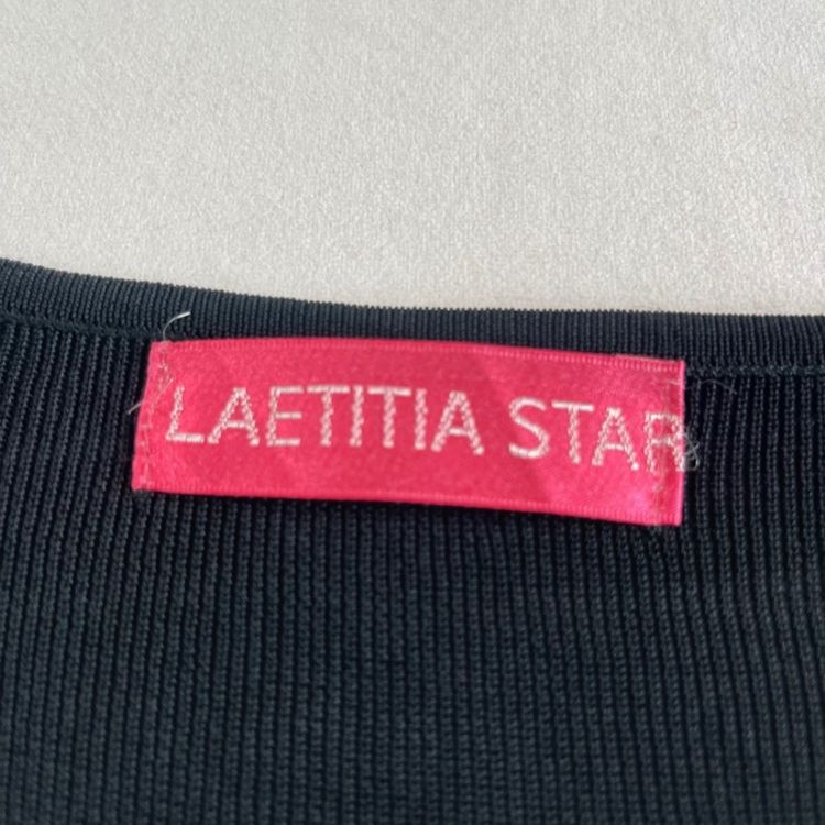 Laetitia Star Black Sleeveless Top With Embellishments imagen 5