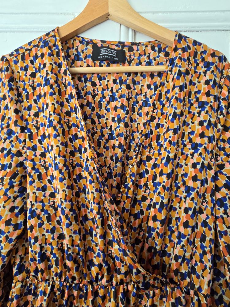 Girls On Film Patterned Long Sleeve Dress 3