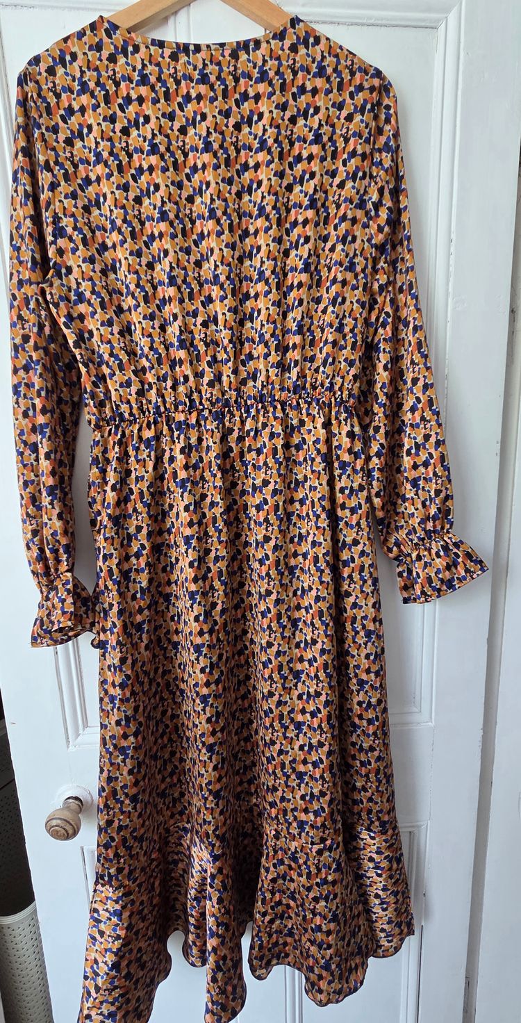Girls On Film Patterned Long Sleeve Dress 8