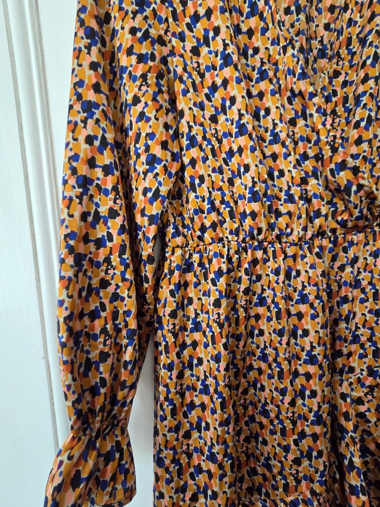 Girls On Film Patterned Long Sleeve Dress 6
