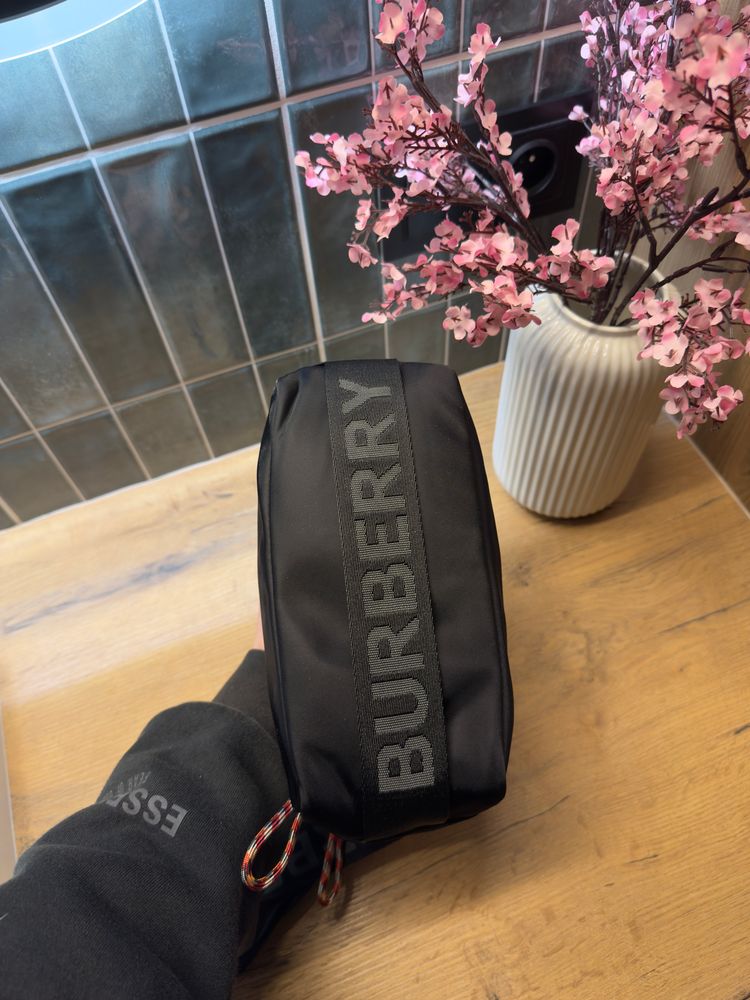 Immagine di Burberry Black Crossbody Bag 6