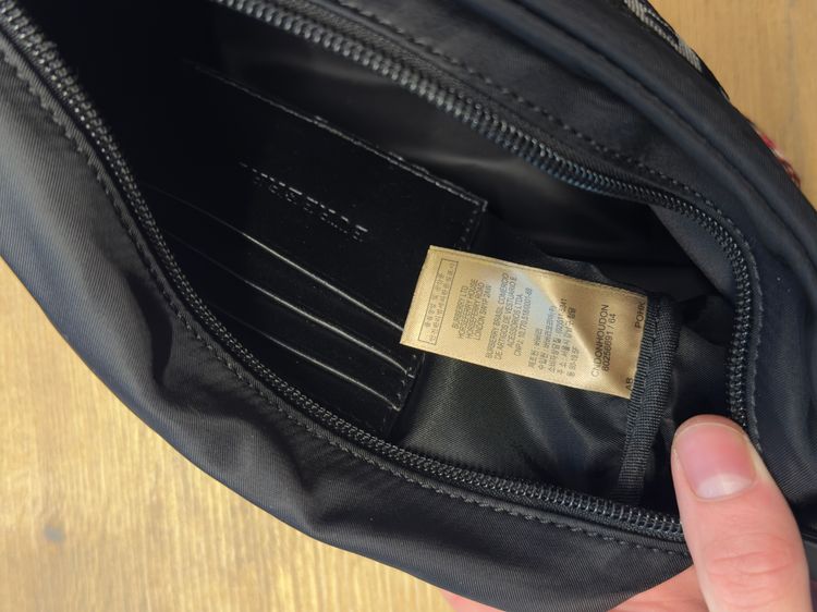 Immagine di Burberry Black Crossbody Bag 8