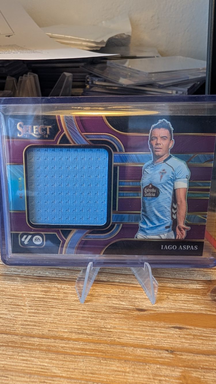 Iago Aspas Jumbo Patch /49 Panini Select LaLiga 2025-26 RC Celta Memorabilia