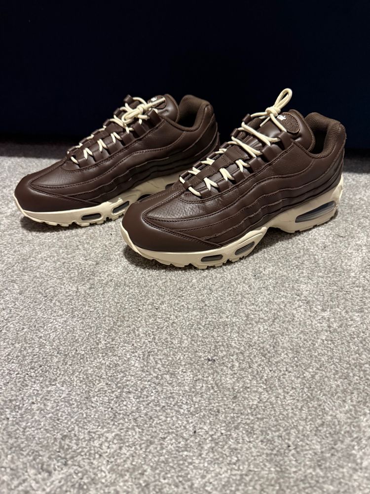 Brown Sneakers obraz 1