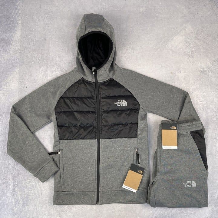 SW116 - Size: M - The North Face Tracksuit Zip Top And Bottoms