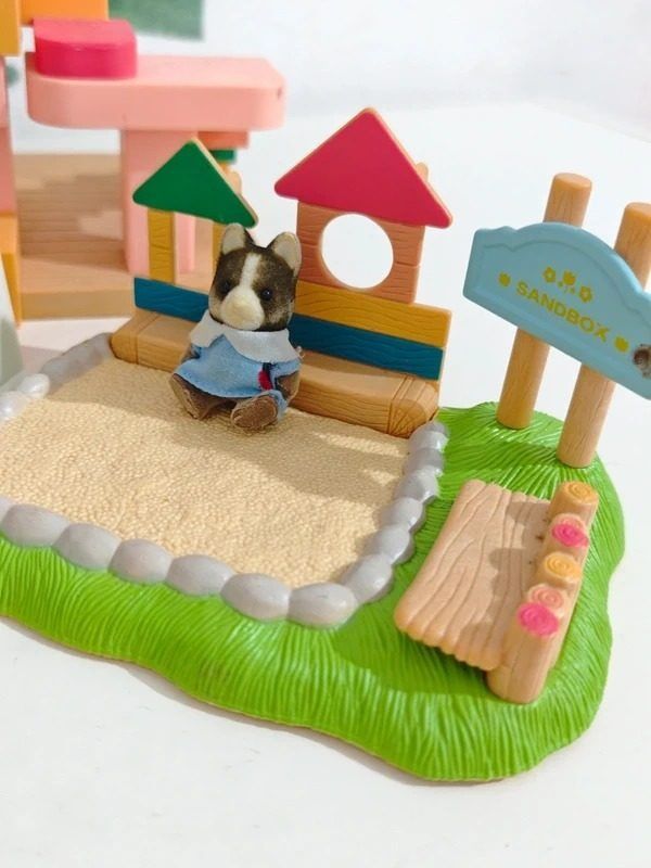 Children'S Toy Playset With Animal Figures And Sandbox image 2