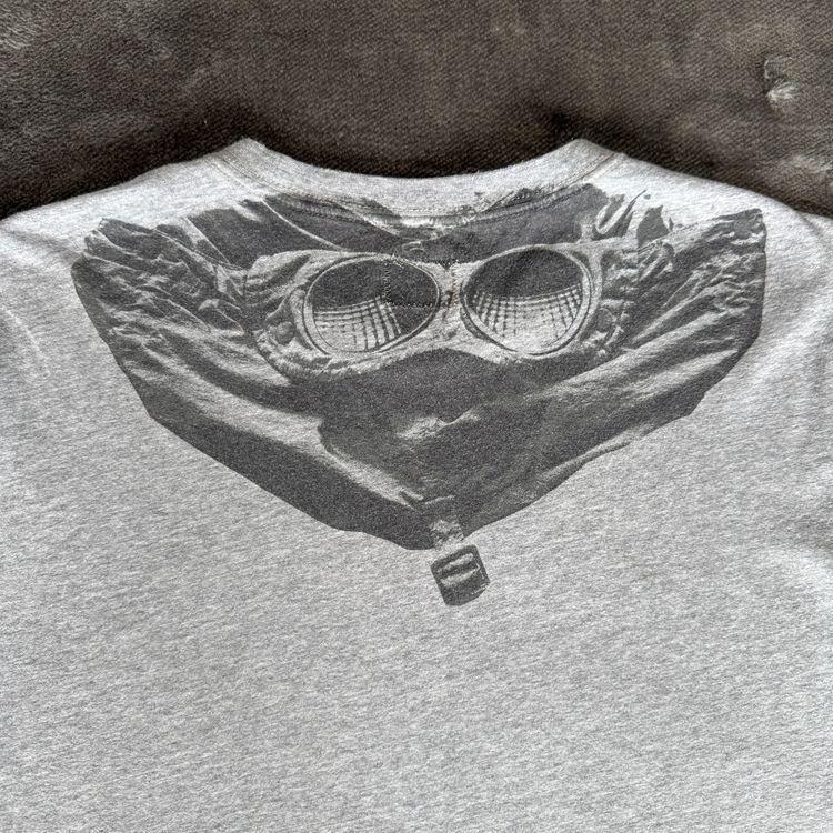 C.P. Company Grey Goggle Print T-Shirt - Medium image 5