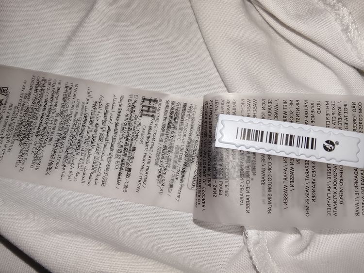 Immagine di Guess White Graphic T-Shirt 5