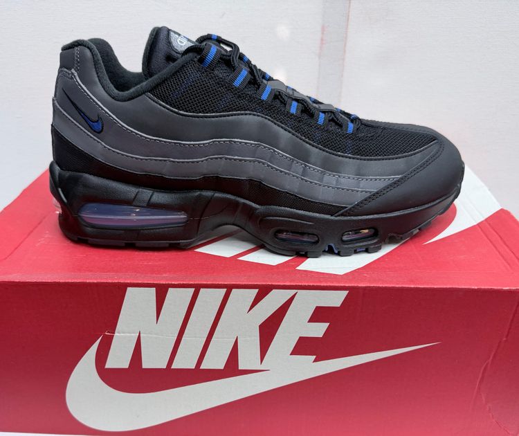 Nike Air 95 Black And Grey Sneakers