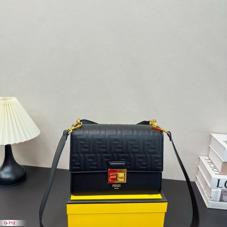 Fendi Fendi retro bags product image