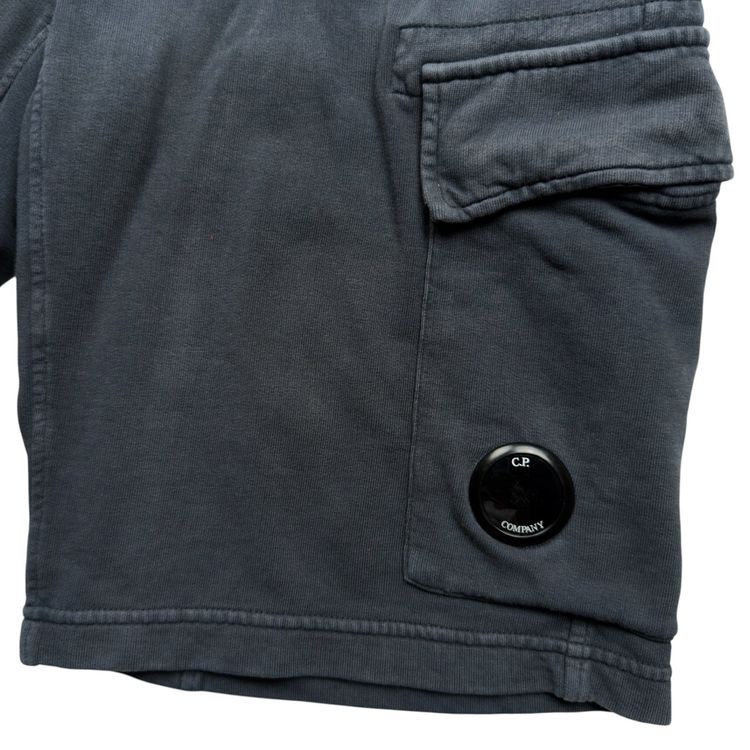 C.P. Company Cotton Lens Shorts - Navy 7