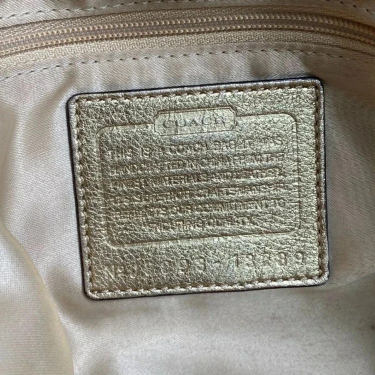 Coach Vintage Penelope Gold Signature Satchel Shoulder Bag image 8