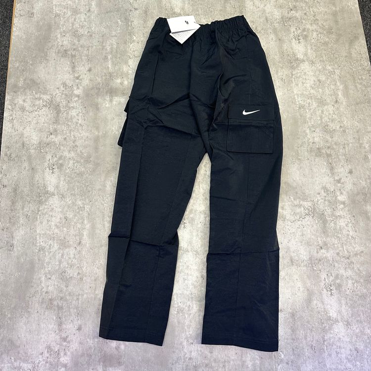 Nike Black Cargo Pants men’s XS