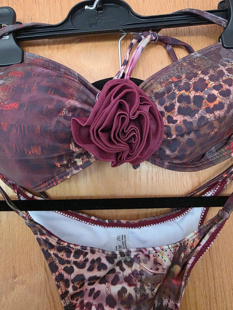 Leopard Print 3D Rosette Bikini Set UK12-14 imagen 2