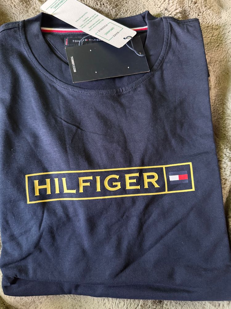 Immagine di Tommy Hilfiger Navy Blue T-Shirt 1