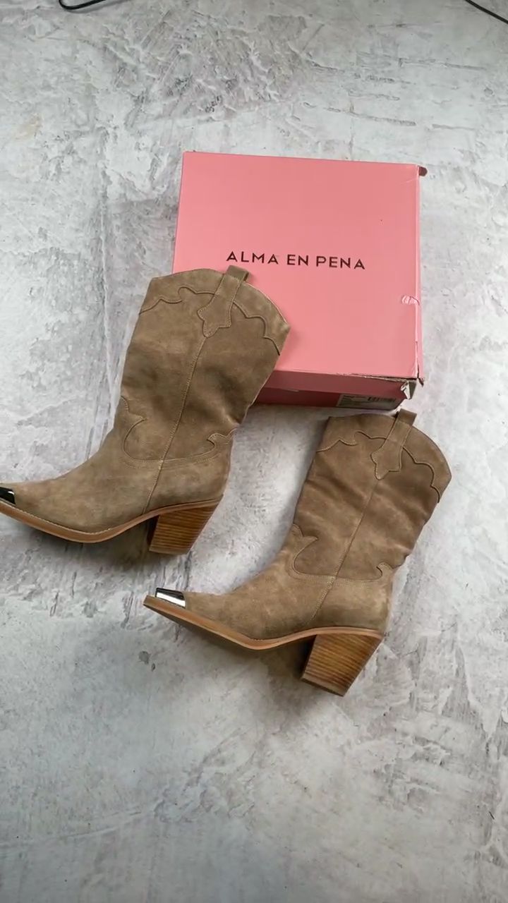 Alma En Pena Cowboy Boots image 1