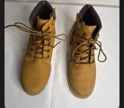 Boys Timberland Tan Lace-Up Boots With Side Zipper