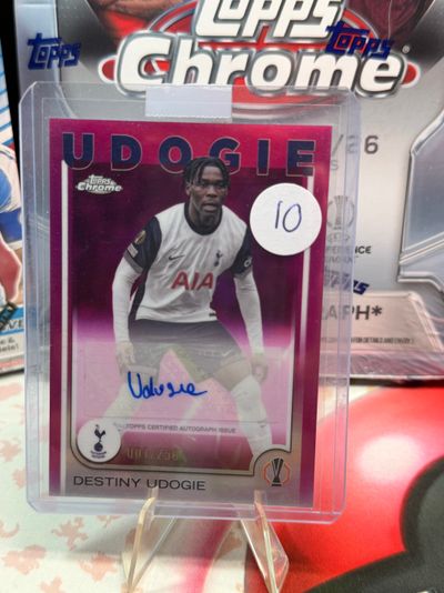 Topps Chrome Destiny Udogie Autographed Football Card