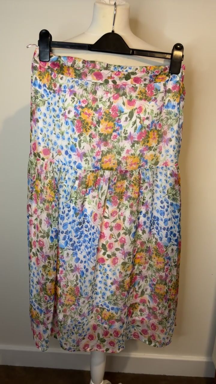 Bonmarche floral skirt size 12 image 1