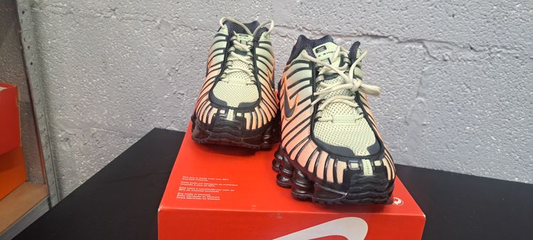 Nike Shox TL FADE UK 6 EUR 40 Off Noir Orange Frost Brand New Box No Lid image 2